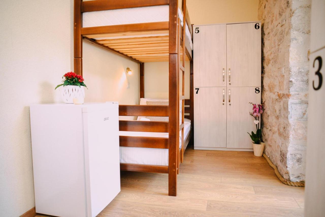 Step To Kotor Bay Guesthouse Esterno foto