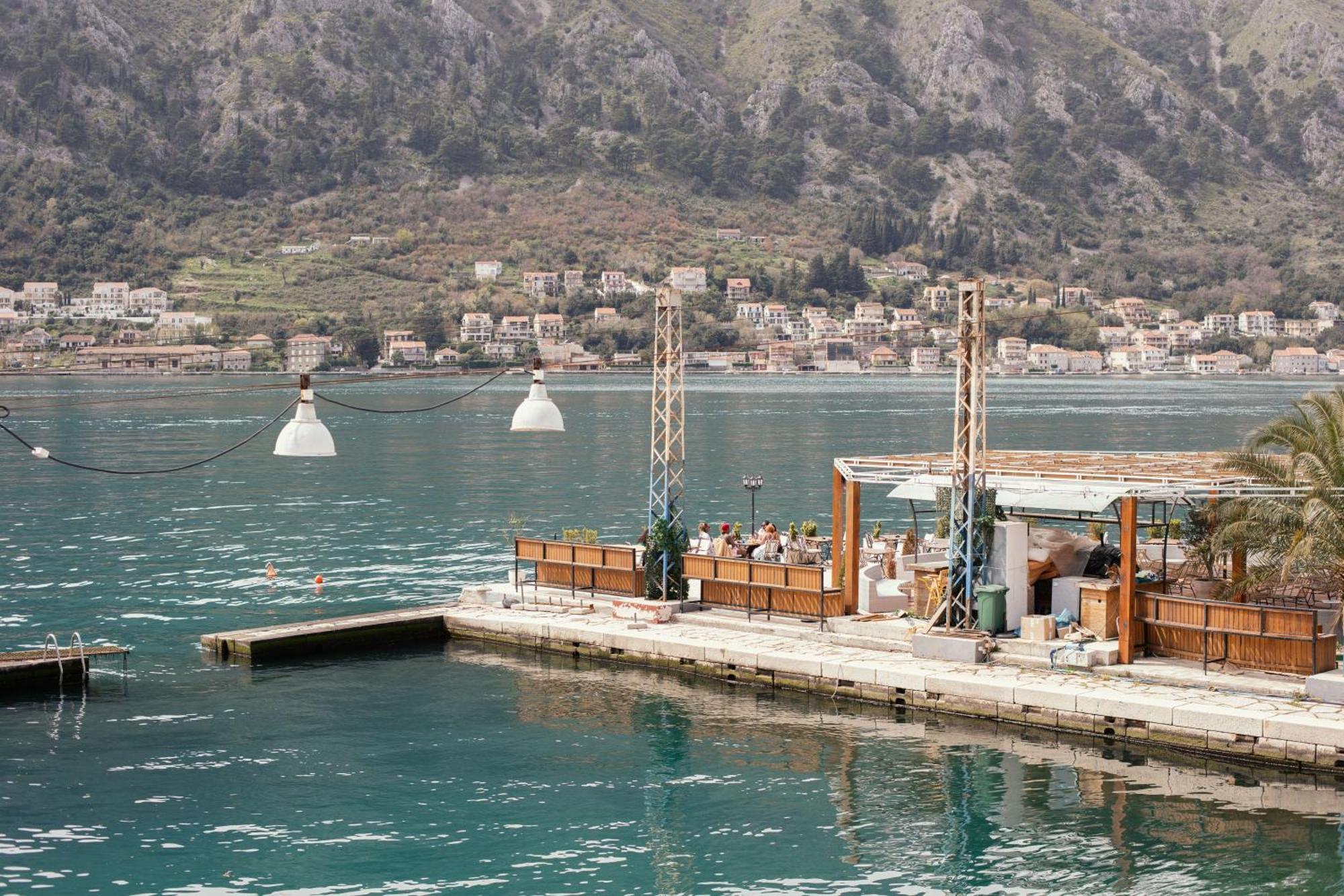 Step To Kotor Bay Guesthouse Esterno foto